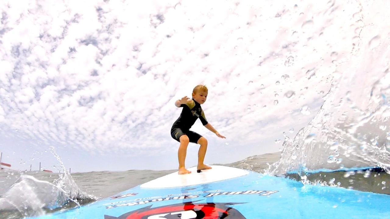 הואנצ'אקו Surf Hostel My Friends מראה חיצוני תמונה